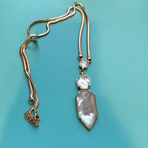 Kendra Scott Rose Gold necklace